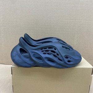 Miniral blue foam runner size 11